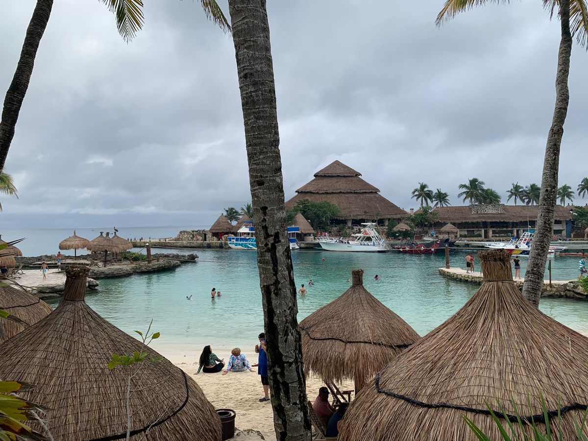 Familia viajando con nuestras ofertas